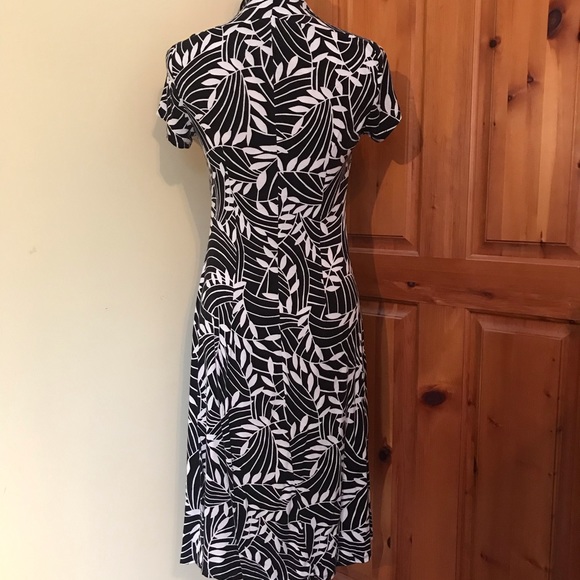 Linea Domani Dress - Picture 2 of 3